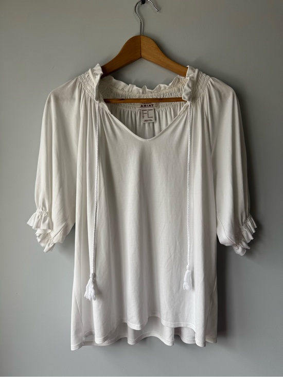 Ariat Tops - (M) Ariat White Ruffle Tie-Neck Blouse